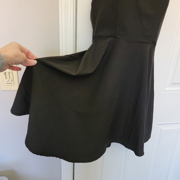 Altar'd State Black Crochet Cutout Butterfly Back A Line Short Dress Size M - Picture 4 of 13